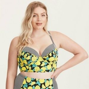 Torrid 2 Lemon bikini swim top